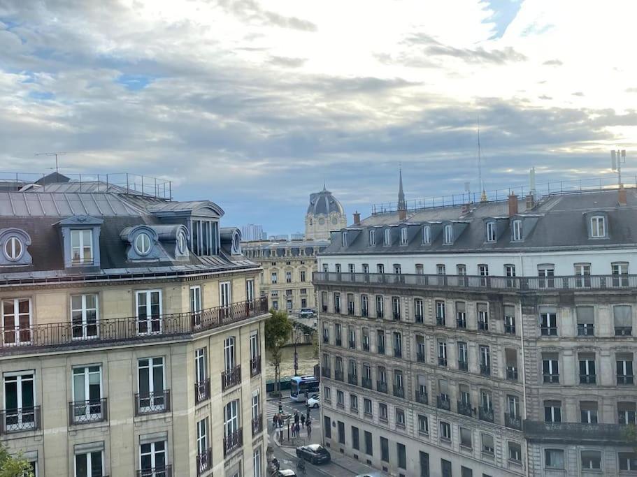 Victoria - Centre De *